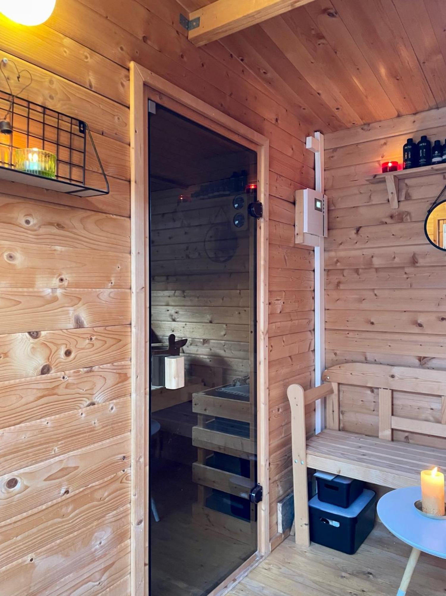 Modernes Holzhaus Im Skandinavischen Stil Mit Sauna, Garten Und 2 Katzen Norderstedt Buitenkant foto